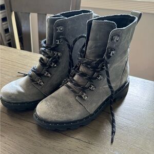 SOREL Lennox Boot - Women’s 6.5